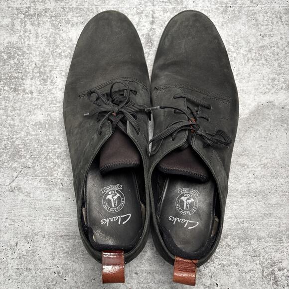 Clarks TOR England Trigenic Black Nubuck Men Size 9.5 Lightweight Casual Shoe - Picture 3 of 7